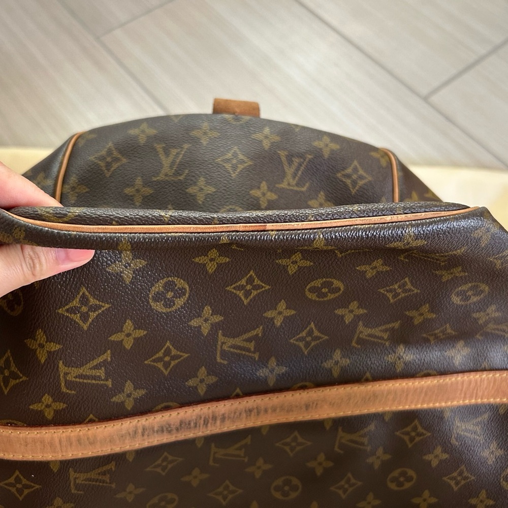 Authentic Louis Vuitton Vintage duffle bag 45 - Picture 7 of 14